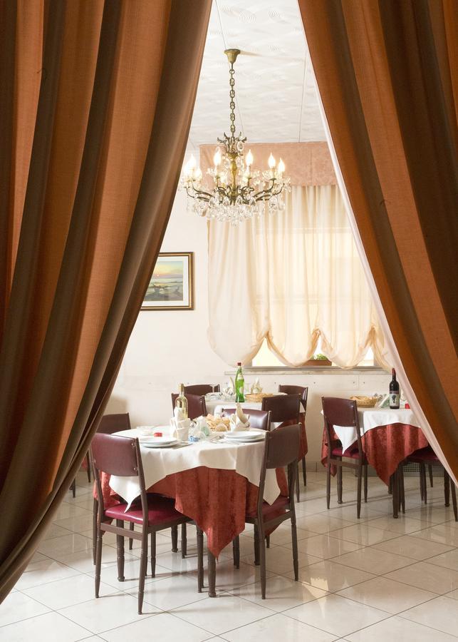 Fior Di Loto - Rimini Otel Dış mekan fotoğraf