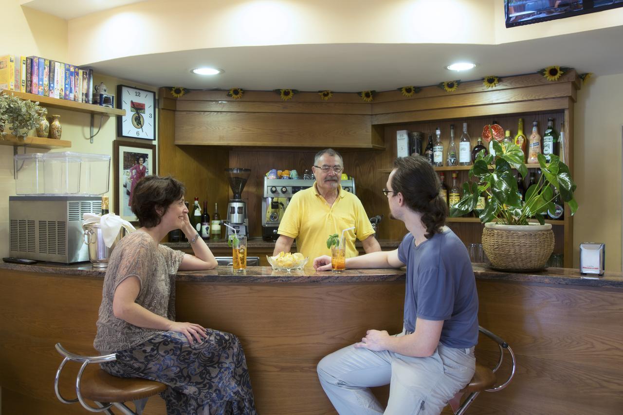 Fior Di Loto - Rimini Otel Dış mekan fotoğraf
